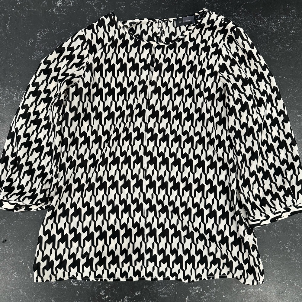 The Limited women’s blouse